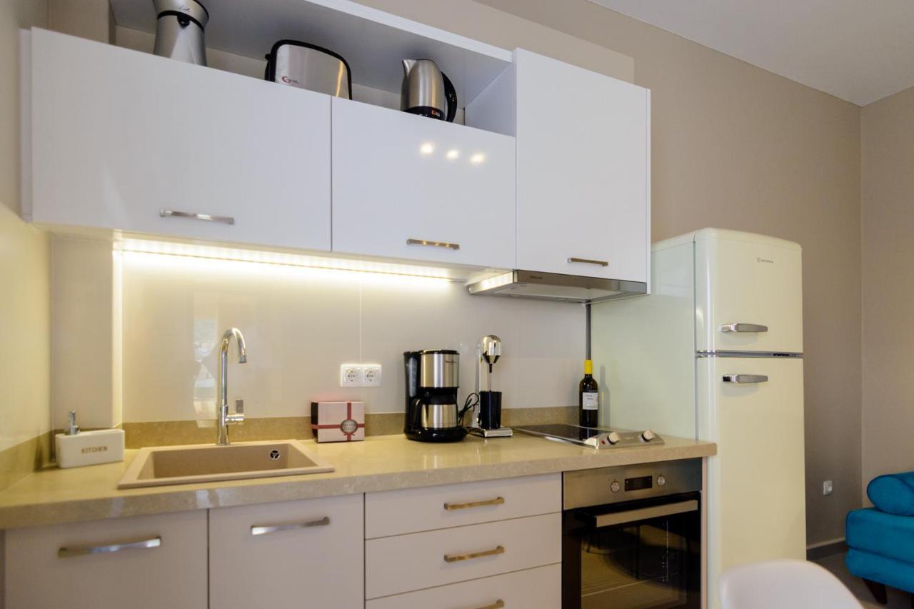 Vakakis Family Luxury Studios 2 Палеохора Экстерьер фото