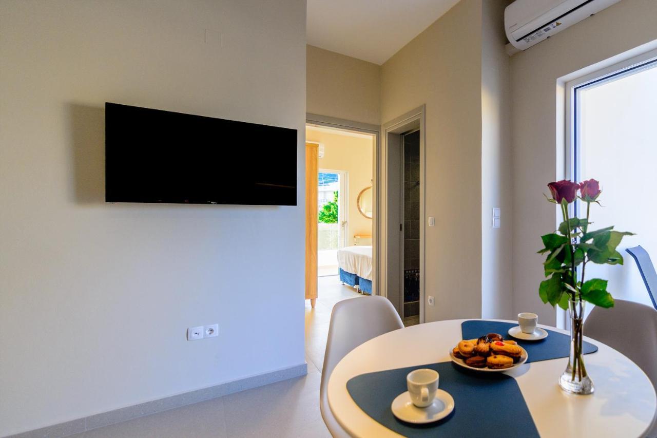 Vakakis Family Luxury Studios 2 Палеохора Экстерьер фото